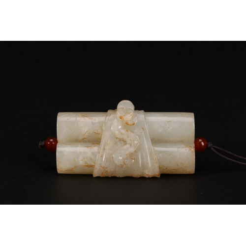 20139 - A Chinese jade ornament, 18th/19th Pr Size:(Length5.8cm, Width3cm, Weight77g) Condition:(Good Condit... 