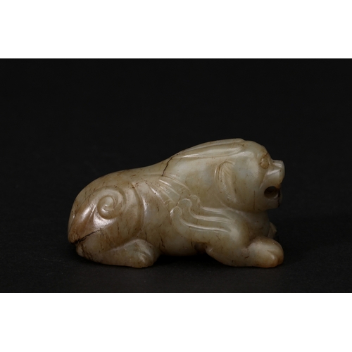 20141 - A Chinese jade ornament, 18th/19th Pr Size:(Length6.5cm, Width3.5cm, Height3.5cm, Weight104g) Condit... 