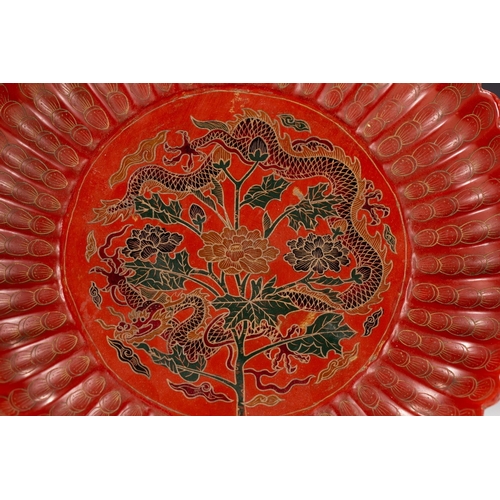 20143 - A Chinese lacque made dish, 17th Pr. Size:(Height3.5cm, Width18cm, Length18cm, Weight180g) Condition... 