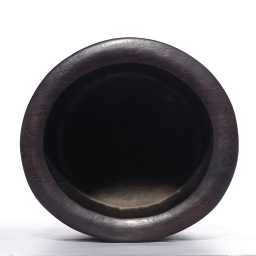 20151 - A Chinese bamboo made brush pot, Qing Daynasty Pr.  Size:(Height17cm, Mouth Diameter14cm) Condition:... 