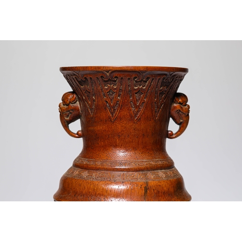 20152 - A Chinese bamboo made vase, Qing Daynasty Pr.  Size:(¿í14.5cm¸ß24.8cm) Condition:(Good Condition, no... 