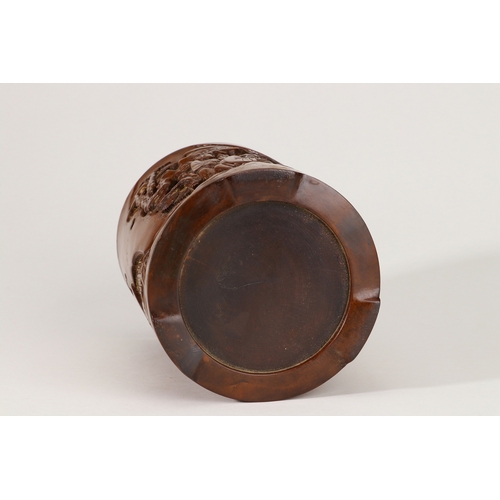 20188 - A Chinese bamboo brush pot, 18th/19th Pr Size:(Diameter10.4cm, Height14.2cm, Weight450g) Condition:(... 