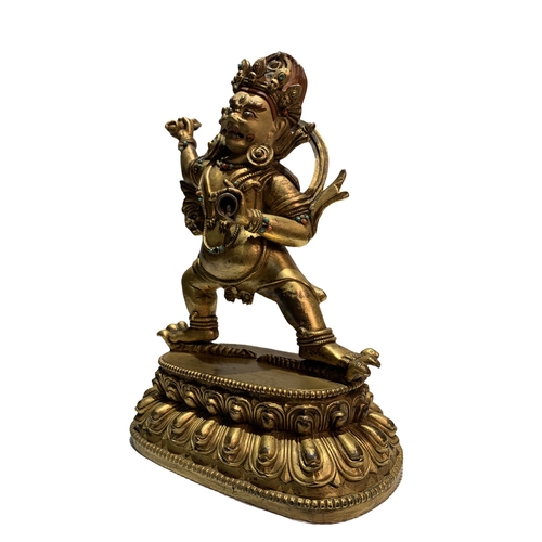 20230 - A Chinese bronze made gilt Buddaha, 16/17th Century Pr. Size:(Height23cm, Width16cm, Depth9.5cm) Con... 