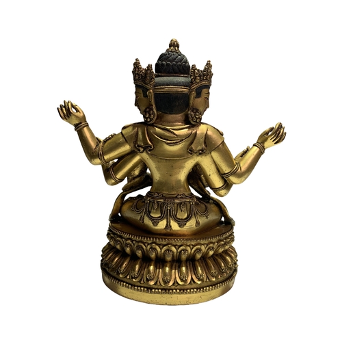 20232 - A Chinese bronze made gilt Buddaha, 16/17th Century Pr. Size:(Height19cm, Width11cm, Depth8cm) Condi... 