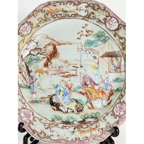 20243 - A Chinese Famille Rose dish, Qian Long Pr.  Size:(Mouth 23cm) Condition:(Good Condition except hairl... 