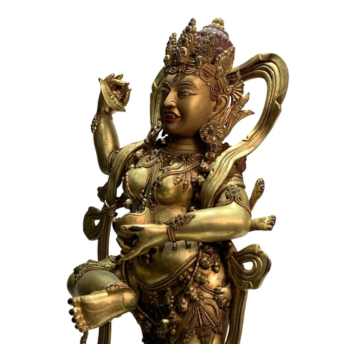 20254 - A Chinese bronze made gilt Buddaha, 16/17th Century Pr. Size:(Height48cm, Width27.5cm, Depth16.5cm) ... 