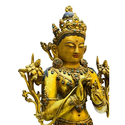 20259 - A Chinese bronze made gilt Buddaha, 16/17th Century Pr. Size:(Height30cm) Condition:(Good Condition,... 