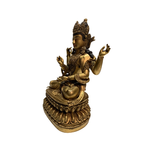 20269 - A Chinese bronze made gilt Buddaha, 16/17th Century Pr. Size:(Height19cm, Width11cm, Depth8cm) Condi... 