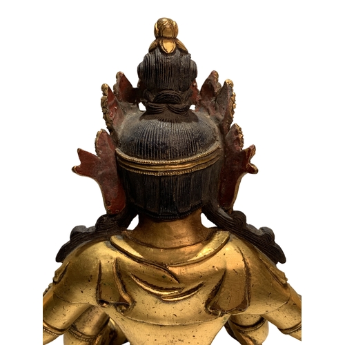 20269 - A Chinese bronze made gilt Buddaha, 16/17th Century Pr. Size:(Height19cm, Width11cm, Depth8cm) Condi... 