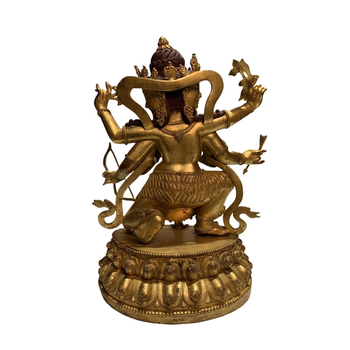 20270 - A Chinese bronze made gilt Buddaha, 16/17th Century Pr. Size:(Height30cm, Width18.5cm, Depth15.5cm) ... 