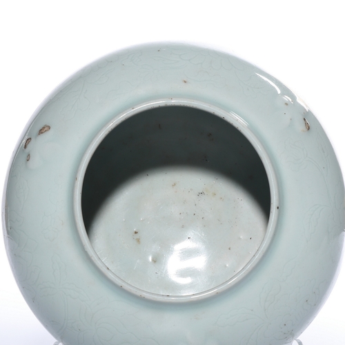 20288 - A Chinese water pot, Ming Daynasty Pr.  Size:(Height9cm, Mouth Diamter4.5cm) Condition:(Good Conditi... 