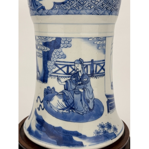 20299 - A Chinese Blue&White gu vase, Kang Xi Pr.  Size:(Height46cm, Mouth Diamter22.5cm) Condition:(Good Co... 