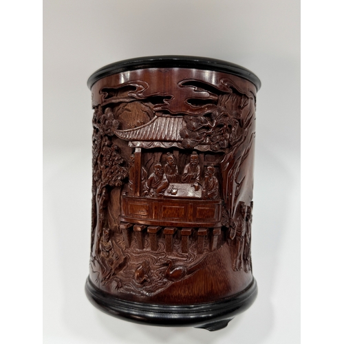 20328 - A Chinese bamboo made brush pot, Qing Daynasty Pr.  Size:(Height15.5cm, Mouth Diameter13cm) Conditio... 