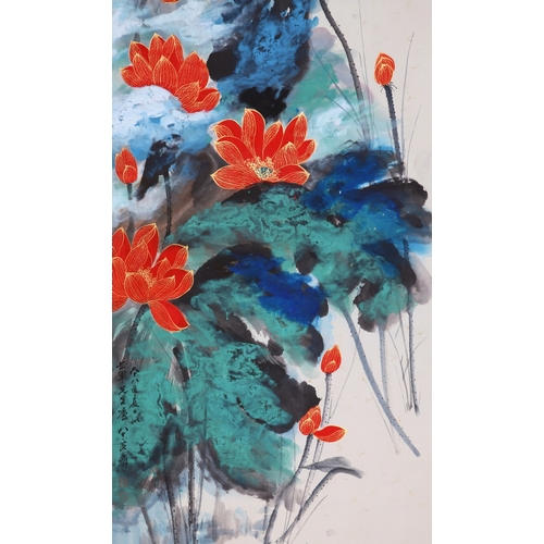 20334 - A Chinese hand painting, 17th/18th Pr. Size:(134.5x67.5cm) Condition:(Good Condition, no repairment,... 