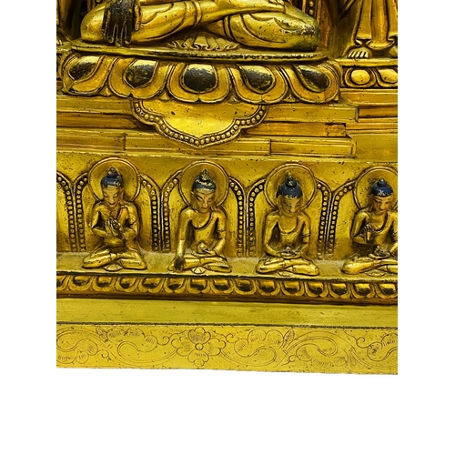 20349 - A Chinese bronze made gilt Buddaha, 16/17th Century Pr. Size:(Height28cm) Condition:(Good Condition,... 