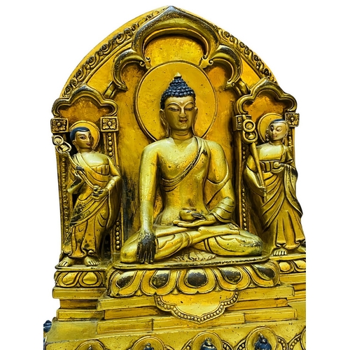 20349 - A Chinese bronze made gilt Buddaha, 16/17th Century Pr. Size:(Height28cm) Condition:(Good Condition,... 