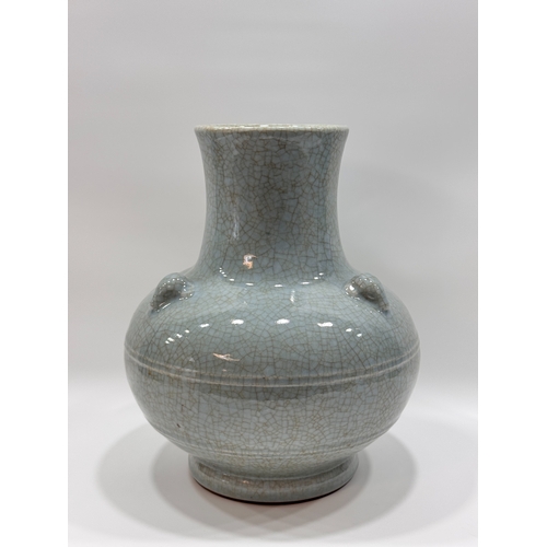 20354 - A Chinese large vase, Qing Daynasty Pr.  Size:(Height29.5cm, Mouth Diameter12cm) Condition:(Good Con... 