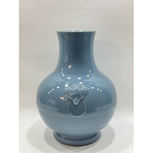 20355 - A Chinese large vase, Qing Daynasty Pr.  Size:(Height32cm, Mouth Diameter11.5cm) Condition:(Good Con... 