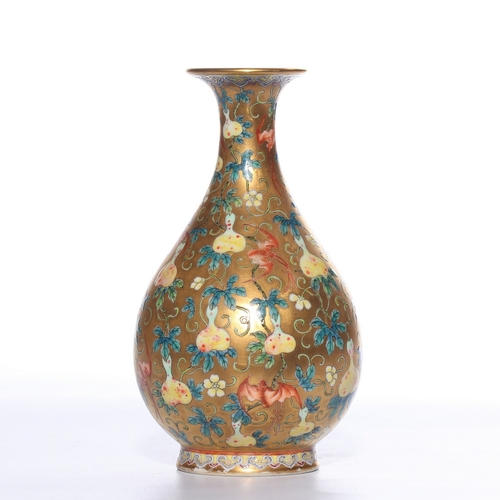 20358 - A Chinese gourd type vase, Qing Daynasty Pr.  Size:(Height13.5cm, Mouth Diamter4cm) Condition:(Good ... 