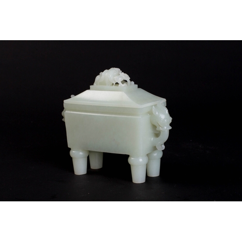 20377 - A Chinese jade ornament, 18th/19th Pr Size:(Height12cm, Width14cm, Weight525g) Condition:(Good Condi... 