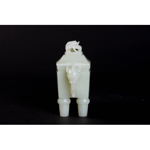 20377 - A Chinese jade ornament, 18th/19th Pr Size:(Height12cm, Width14cm, Weight525g) Condition:(Good Condi... 