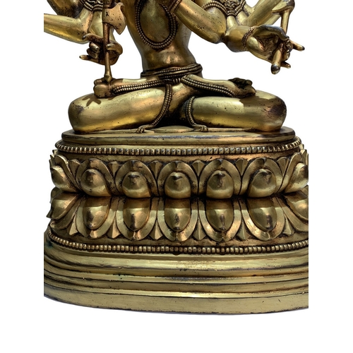 20378 - A Chinese bronze made gilt Buddaha, 16/17th Century Pr. Size:(Height39cm, Width29cm, Depth21cm) Cond... 