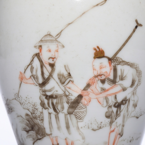 20391 - A Chinese Famille Rose meiping vase, Kang Xi Pr.  Size:(Height13.2cm, Mouth Diameter2.5cm) Condition... 