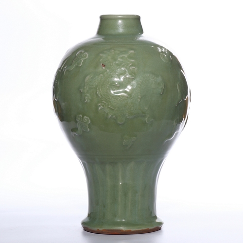 20418 - A Chinese celadon vase, Ming Daynasty Pr.  Size:(Height35cm, Mouth Diamter6.7cm) Condition:(Good Con... 