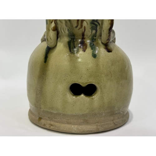 20430 - A Chinese rare vase, Ming Daynasty Pr.  Size:(Height28cm, Mouth Diameter, Width16cm) Condition:(Good... 