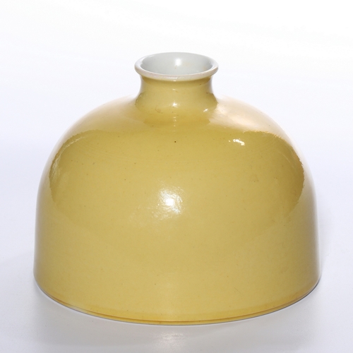 20442 - A Chinese yellow vase, Kang Xi Pr.  Size:(Height10cm, Mouth Diamter3.6cm) Condition:(Good Condition,... 