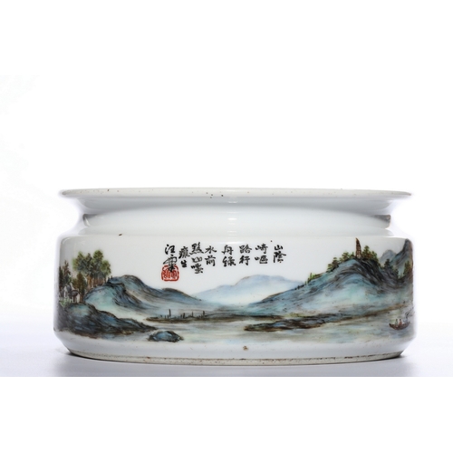 20447 - A Chinese Famille Rose water pot, Qing Daynasty Pr.  Size:(Height8.5cm, Mouth Diamter18.3cm) Conditi... 