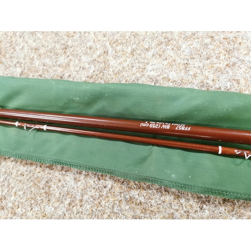 129 - Fenwick Woodstream FF857 Fly Fishing Rod In Excellent Condition With Sleeve