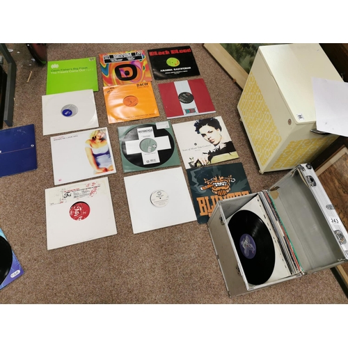 243 - Quantity Of Vintage 80's 90's Dance Vinyl Etc