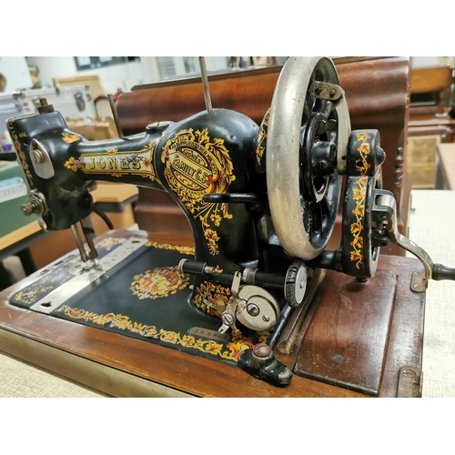 253 - Antique Jones Family C.S Sewing Machine In Good Condition With Its Case And Key