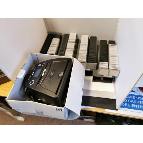 261 - Four Trays Containing A Large Quantity Of African Scenes With A Slide And Photo Scanner, Over 100 Sl... 