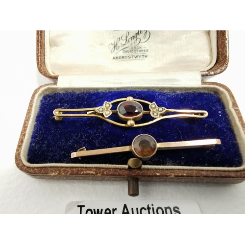 274 - Two Antique 9ct Gold Brooches With Amber Stones To Center Total Weight Of 3.7g