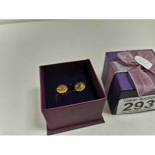 293 - Pair New 9ct Gold Earrings Inset With Yellow Stones Gross Weight Of 9.5g