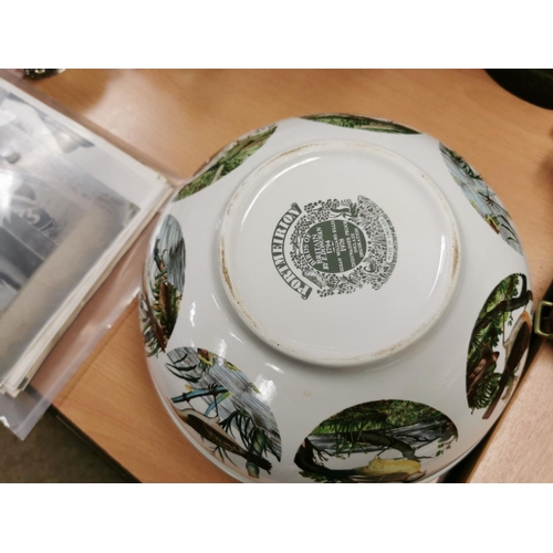 327 - Large Portmerion Birds Of Britain By E. Donevan Little Egret Daimeter of 27.5cm