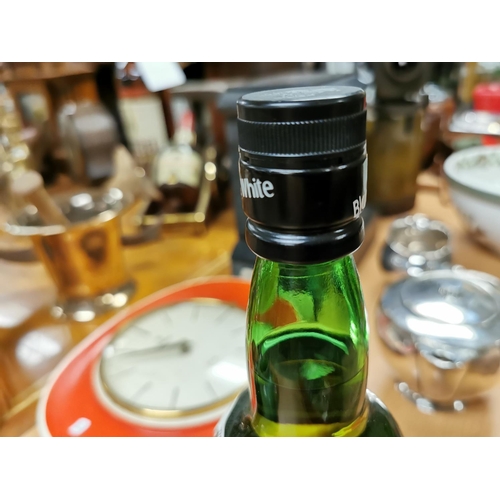 334 - Rare Bottle Black & White Scotch Whiskey Sealed 70cl 43%, Black & White No Longer Produce Whiskey