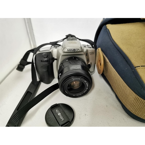 380 - Minolta Dynax 500SI Camera And Lens With Camera Case