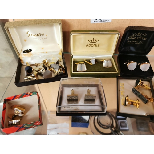402 - Large Quantity Of Cased Gents Cufflinks