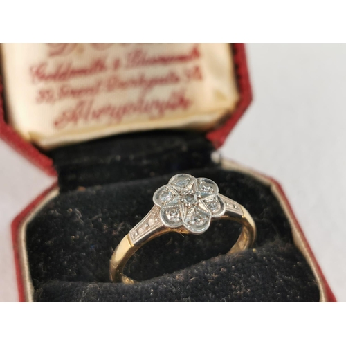 195 - 18ct Yellow Gold & Platinum Hallmarked Diamond Ring Size M, Weighs 2.8 Grams