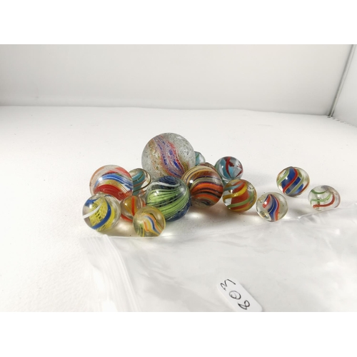 257 - Vintage marbles (16) Core Swirl