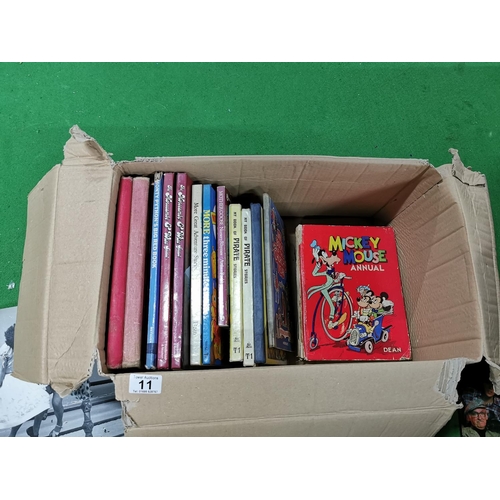 11 - Quantity of vintage books & annuals inc vintage children's books, The Muppets Annual etc