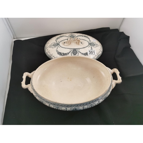 301 - Victorian lidded tureen