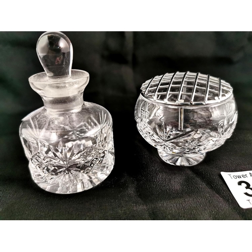 357 - Small crystal glass scent bottle and posy vase two collectable pen knives