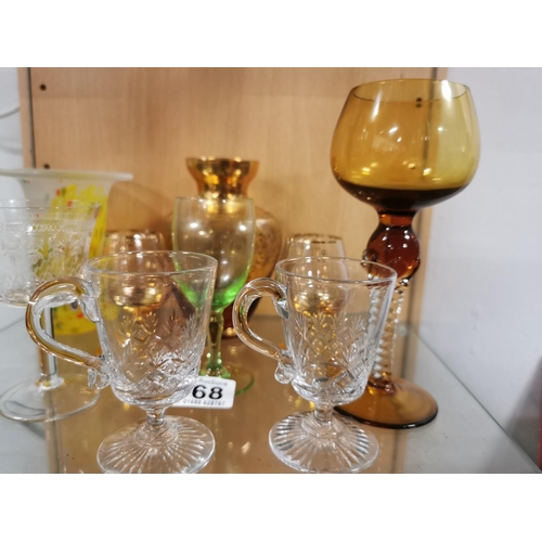 368 - quantity of collectable glassware including etched glasses uranium glass and an mdina art glass vase