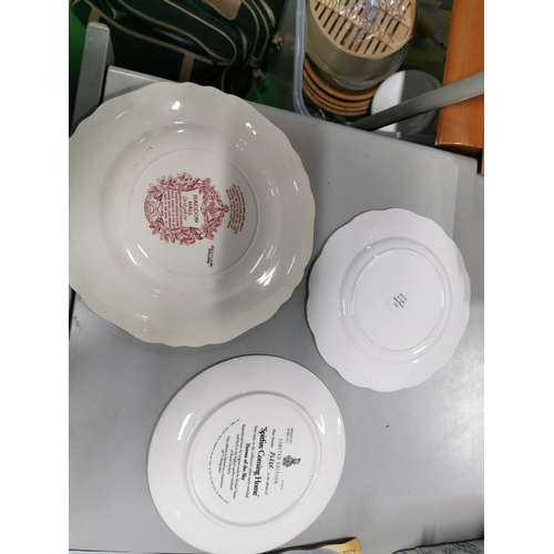 373 - Qty collectable plates inc. Royal .Doulton Spitfire plate and a Haddon Hall plate