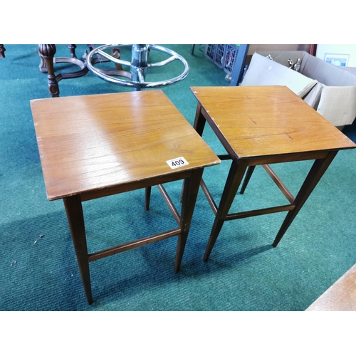 409 - 2 retro small tables 45 x 22cm