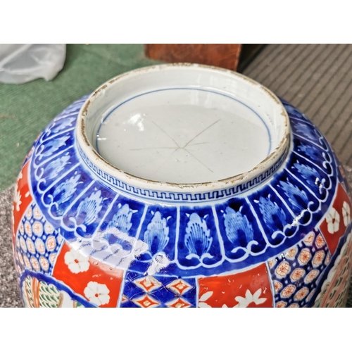 157 - Antique large hand painted Japanese scallop rimmed Imari fish bowl with a dragon to the center insid... 